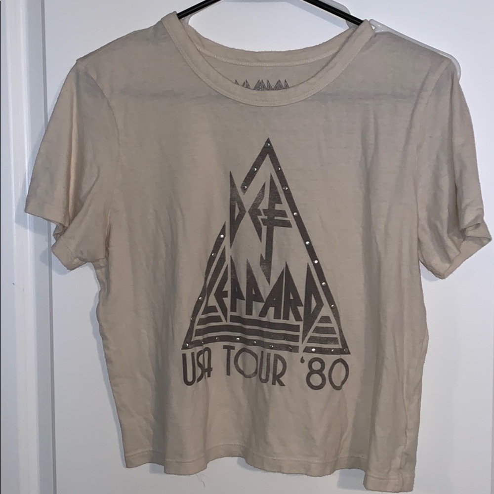 Tee